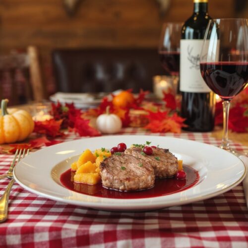 Wine with food Venison medallions with cranberry jus, pumpkin gnocchi and Blaufränkisch in an autumnal atmosphere